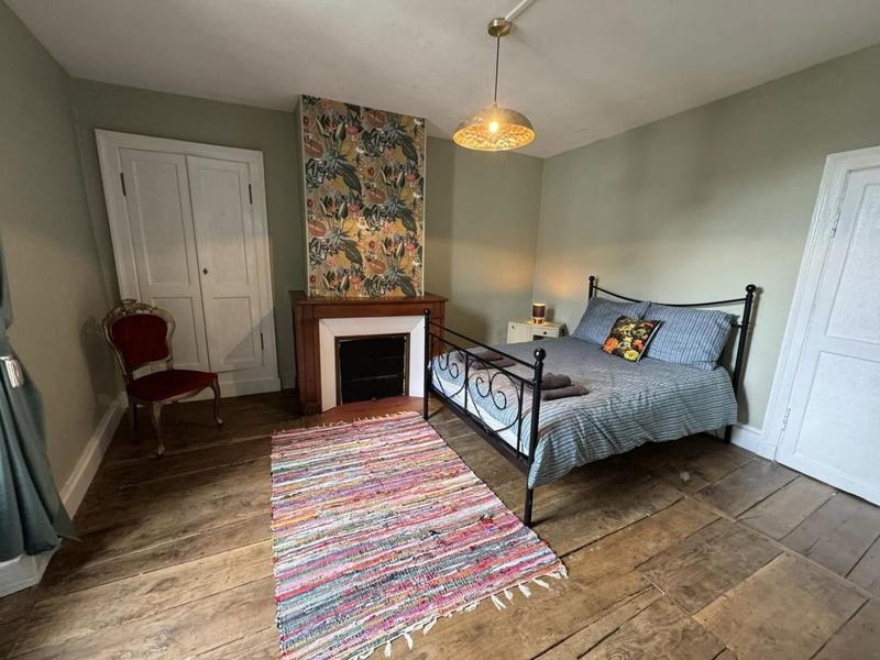 Maison - 200 m² - 8 pièces