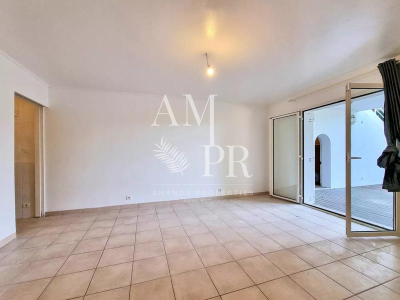 Villa - 200 m² - 6 pièces