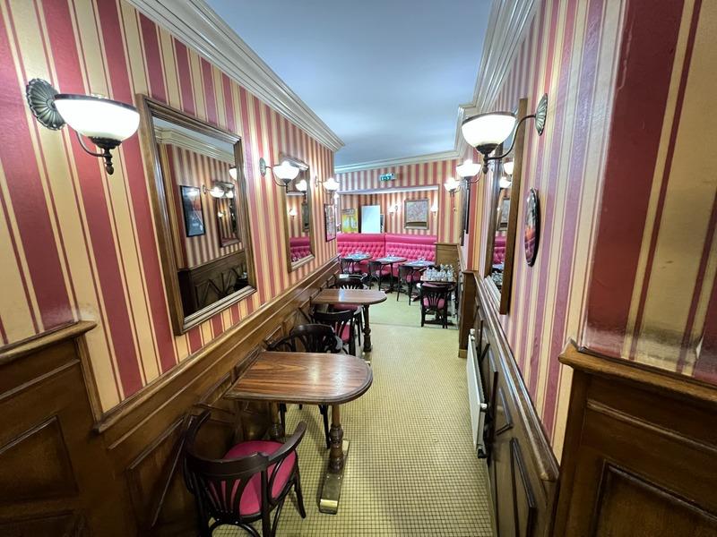 Fonds de commerce - 180 m²