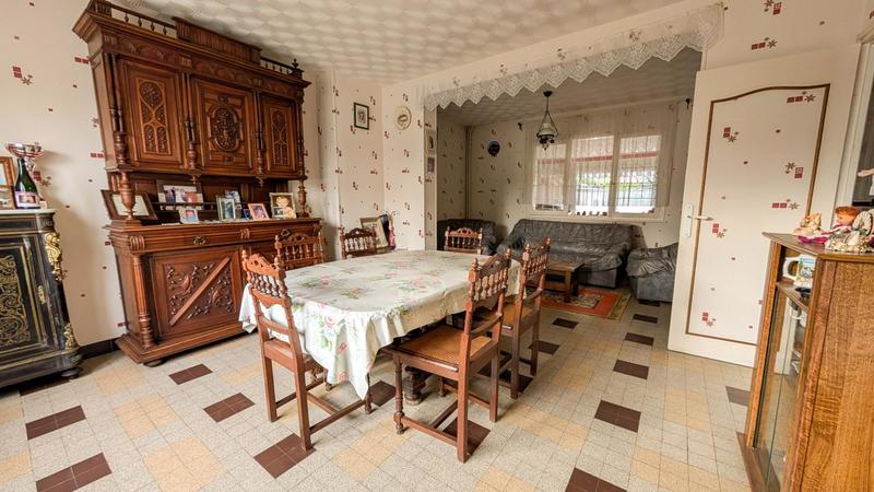 Maison - 116 m² - 6 pièces