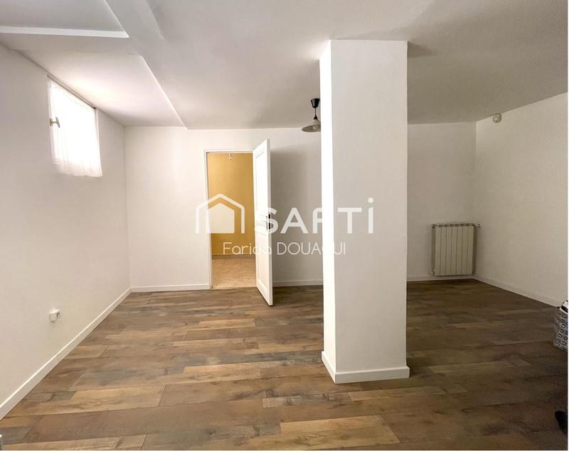 Maison - 234 m² - 6 pièces