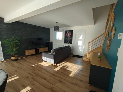 Maison - 111 m² - 7 pièces