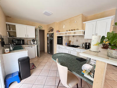 Villa - 163 m² - 6 pièces