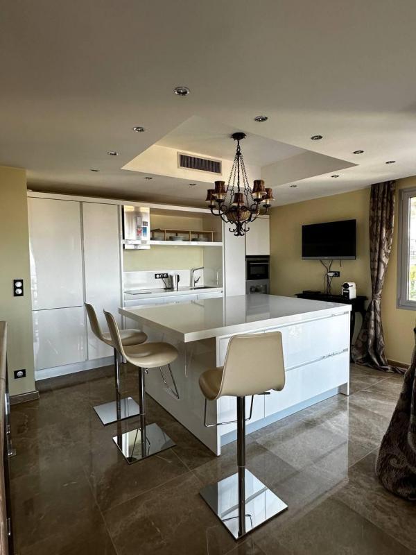 Villa - 154 m² - 6 pièces