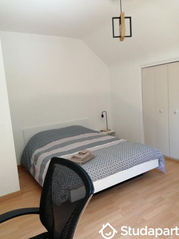 Chambre - 14 m² - 1 pièce