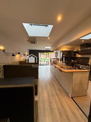 Local commercial - 169 m²