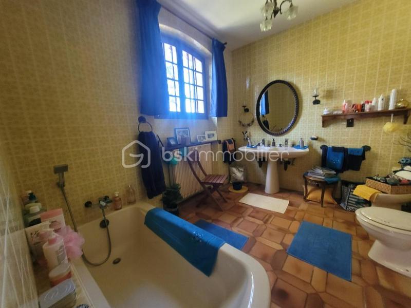 Demeure - 370 m² - 10 pièces