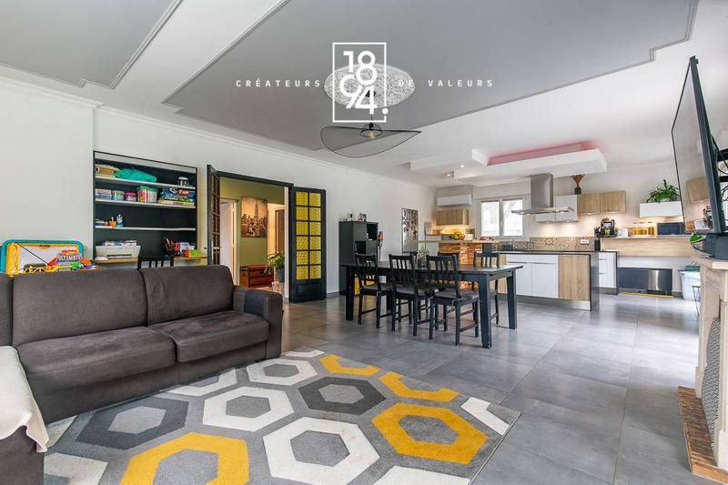 Maison - 143 m² - 5 pièces