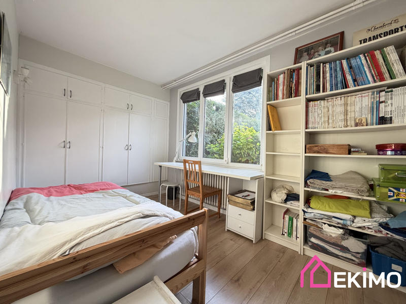 Maison - 170 m² - 8 pièces