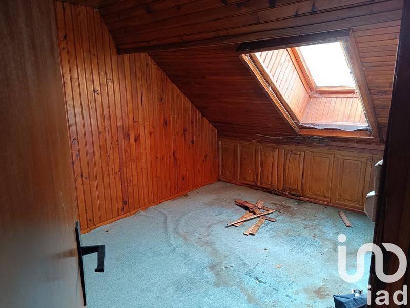 Maison - 220 m² - 10 pièces