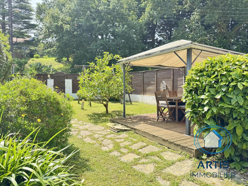 Maison - 90 m² - 5 pièces