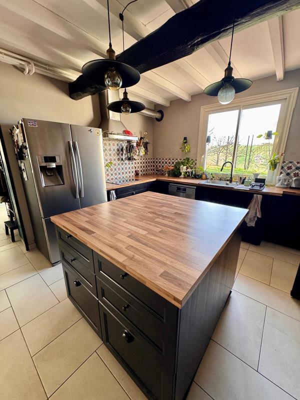 Maison - 250 m² - 7 pièces