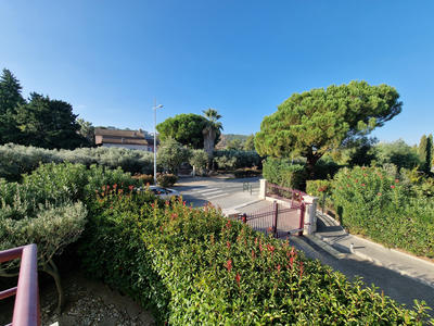 Appartement - 91 m² - 4 pièces