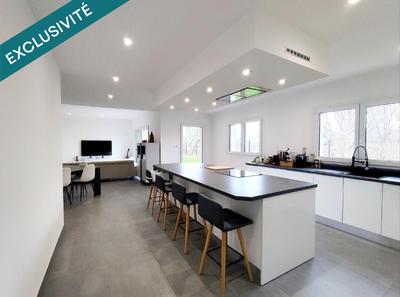 Maison - 162 m² - 6 pièces