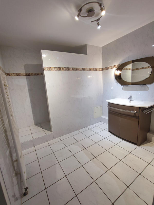 Appartement - 120 m² - 4 pièces