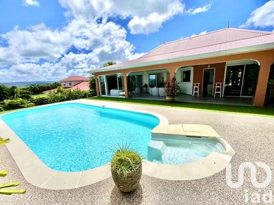 Maison - 168 m² - 5 pièces