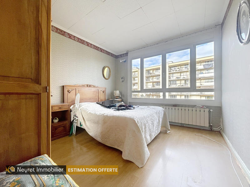 Appartement - 84 m² - 4 pièces