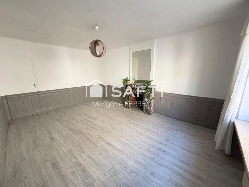 Maison - 200 m² - 4 pièces