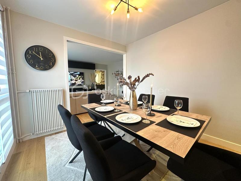 Appartement - 79 m² - 4 pièces