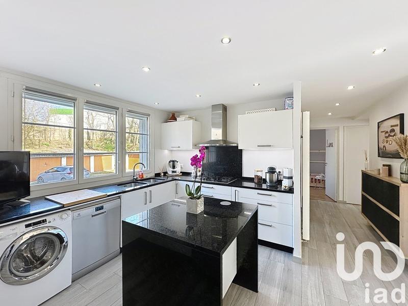 Appartement - 83 m² - 4 pièces