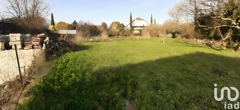 Terrain - 875 m²