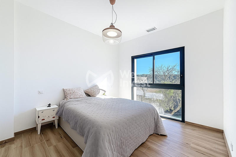 Villa - 200 m² - 8 pièces