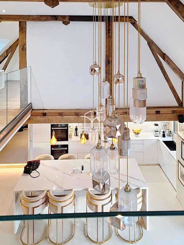 Maison ancienne - 208 m² - 5 pièces