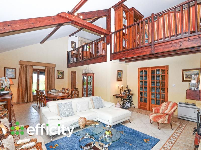 Pavillon - 200 m² - 5 pièces