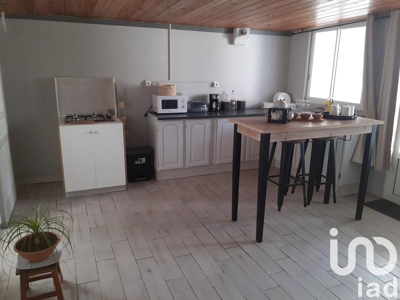 Maison - 260 m² - 9 pièces