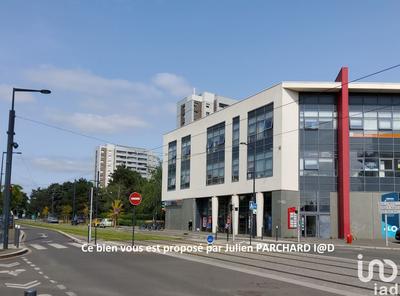 Local commercial - 225 m²