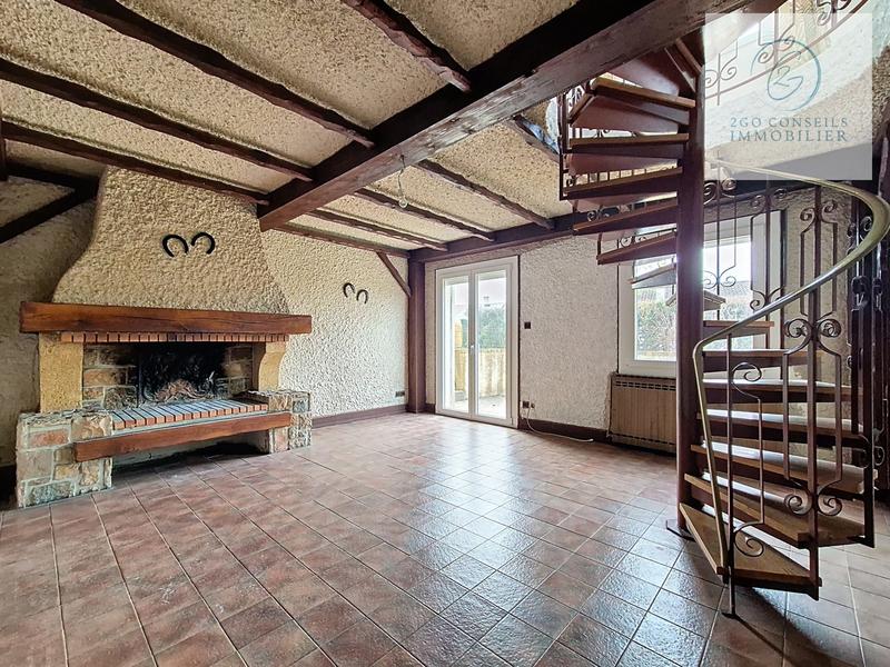 Maison - 106 m² - 4 pièces