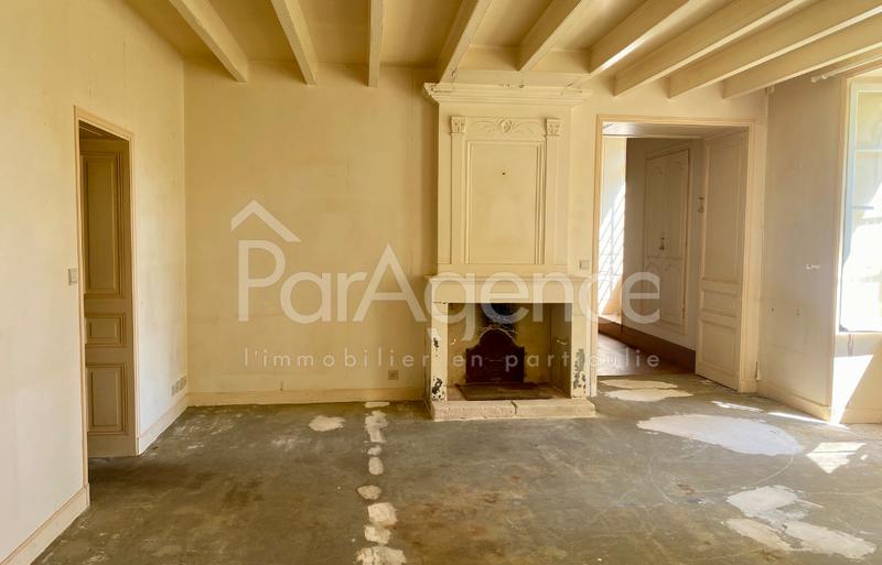 Propriété - 654 m² - 14 pièces