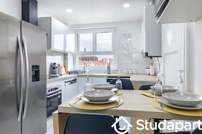 Chambre - 1 m² - 1 pièce