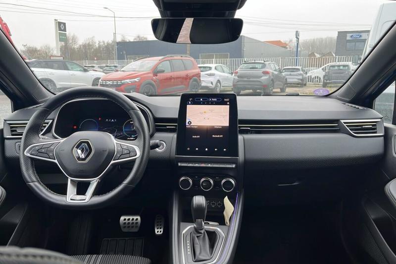 Renault Clio V E-Tech full hybrid 145 Engineered