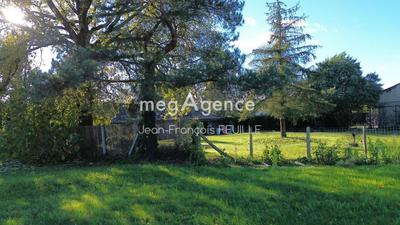 Terrain constructible - 4 860 m²