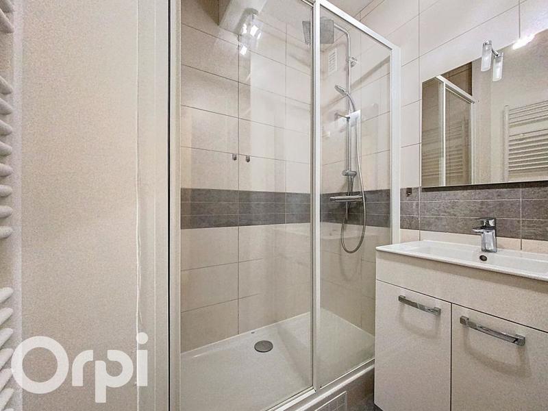 Appartement - 79 m² - 4 pièces