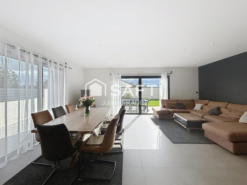 Maison - 160 m² - 6 pièces