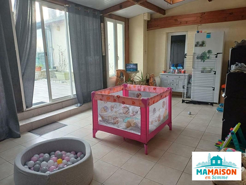 Maison - 198 m² - 9 pièces