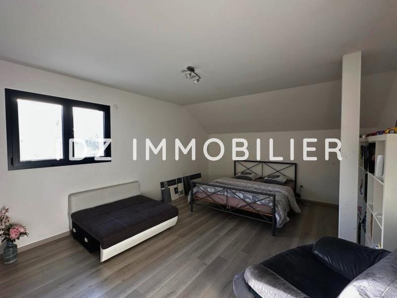 Maison - 268 m² - 9 pièces