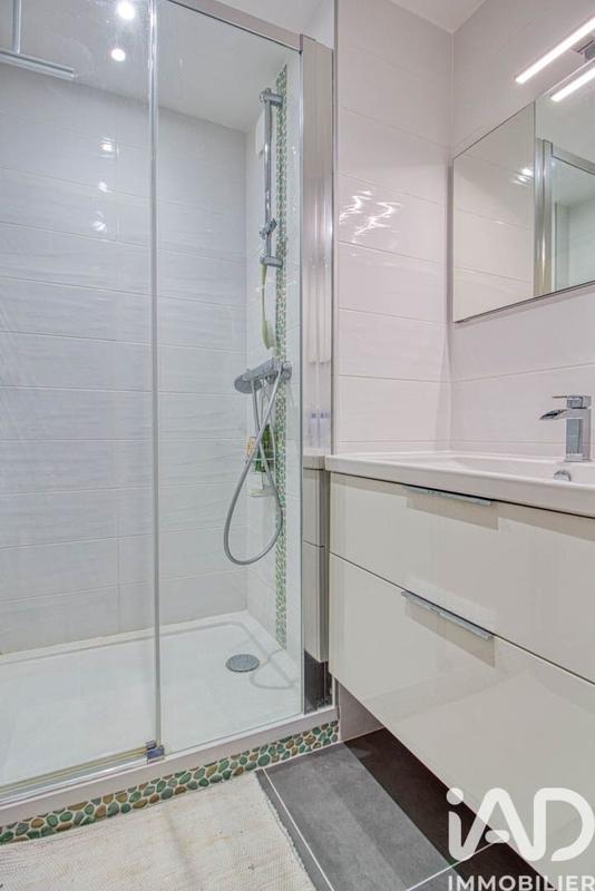 Appartement - 97 m² - 5 pièces