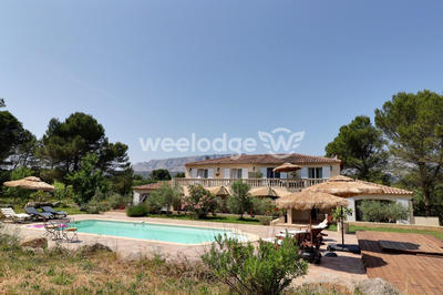 Bastide - 334 m² - 9 pièces