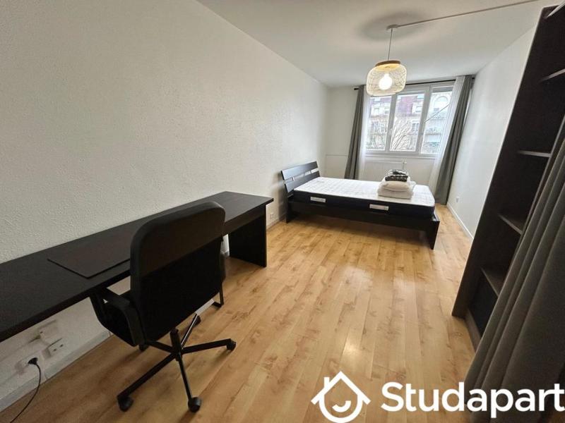 Chambre - 16 m² - 1 pièce