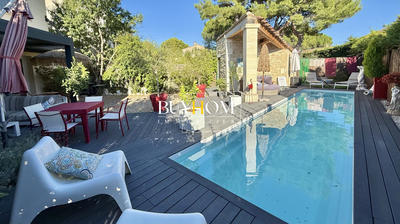 Maison - 87 m² - 4 pièces