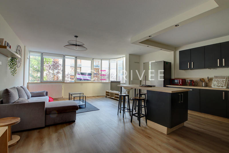 Appartement - 84 m² - 4 pièces