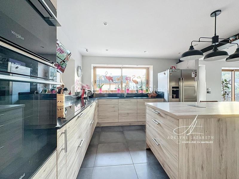 Corps de ferme - 159 m² - 5 pièces