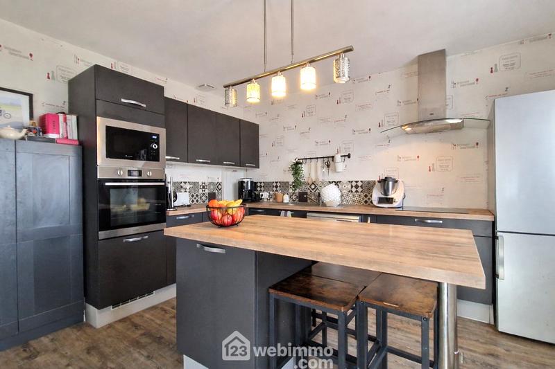 Maison - 117 m² - 5 pièces