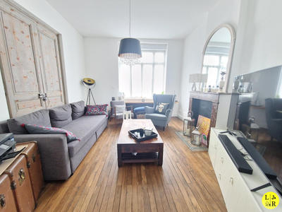 Maison - 180 m² - 6 pièces