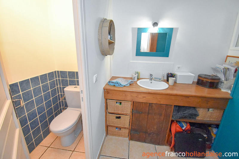 Maison - 216 m² - 9 pièces