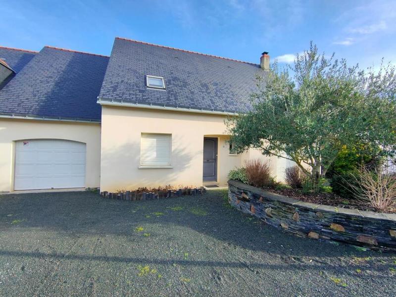 Maison - 143 m² - 6 pièces