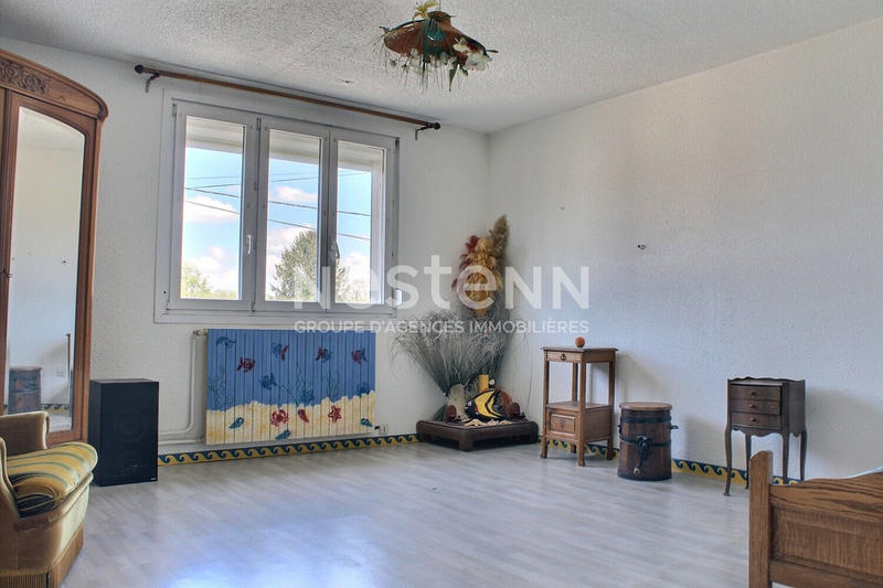 Maison - 270 m² - 7 pièces